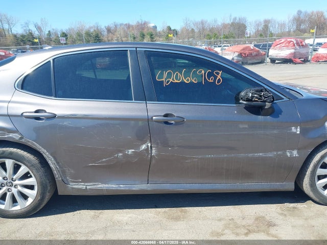4T1B11HK9KU245615 Toyota CAMRY LE