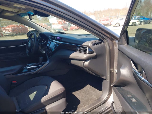 4T1B11HK9KU245615 Toyota CAMRY LE