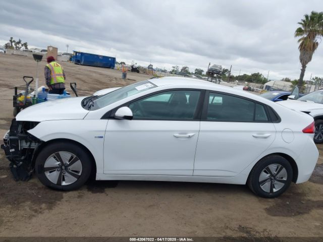 KMHC65LC9KU178785 Hyundai Ioniq Hybrid Blue