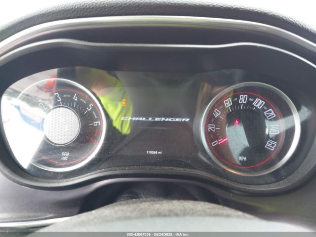 2C3CDZAG0JH339067 Dodge Challenger Sxt