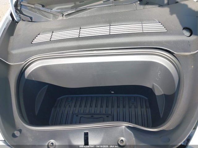 2023 TESLA MODEL Y 7SAYGDEF2PF754938 Photo 9