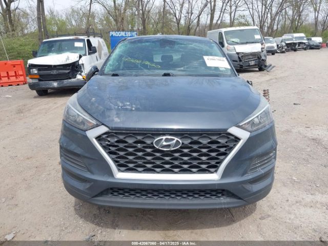 KM8J23A45KU897227 Hyundai TUCSON SE