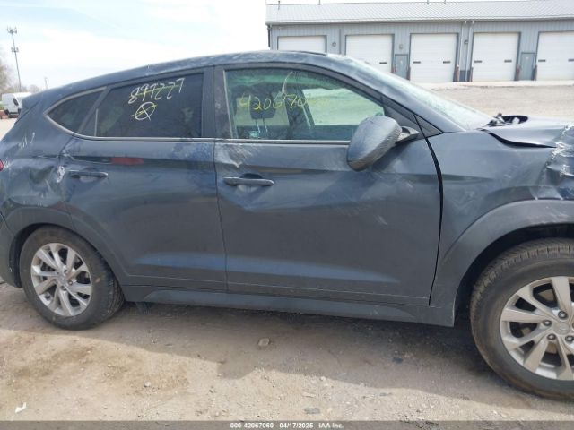 KM8J23A45KU897227 Hyundai TUCSON SE