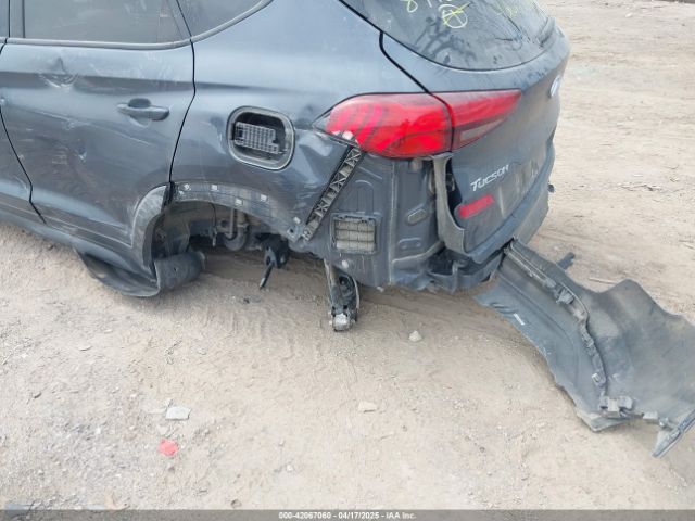 KM8J23A45KU897227 Hyundai TUCSON SE