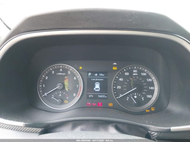 KM8J23A45KU897227 Hyundai TUCSON SE