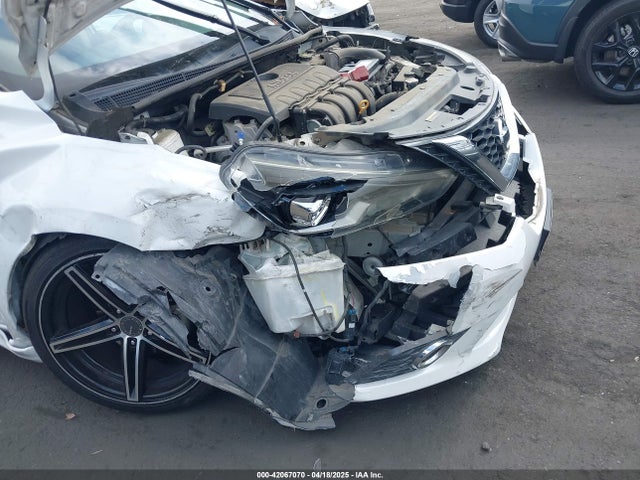 3N1AB7AP0GY249176 Nissan SENTRA SR