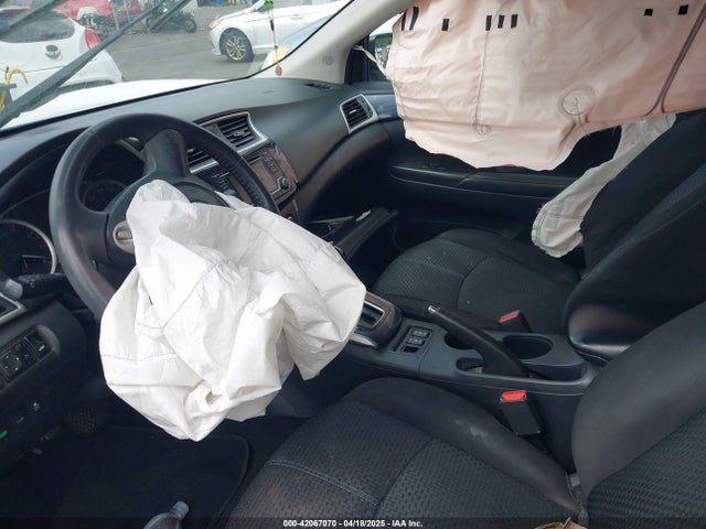 3N1AB7AP0GY249176 Nissan SENTRA SR