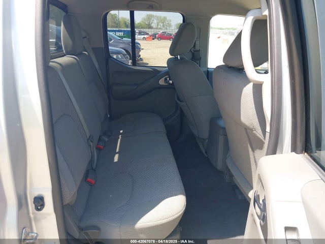 1N6AD0ER6KN727579 Nissan Frontier Sv