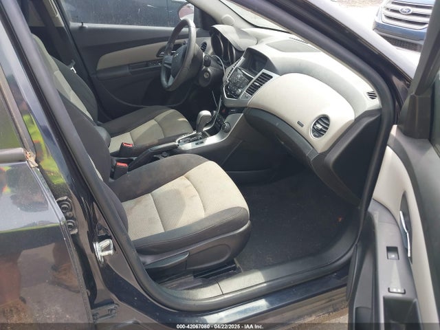1G1PA5SH8F7164276 Chevrolet Cruze Ls Auto