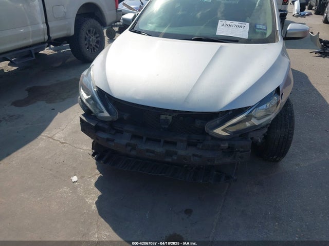 3N1AB7AP7KY416478 Nissan SENTRA SV
