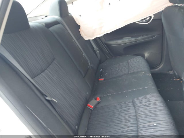 3N1AB7AP7KY416478 Nissan SENTRA SV