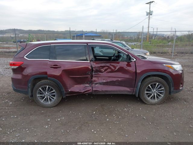 5TDJZRFH8JS812656 Toyota Highlander Xle