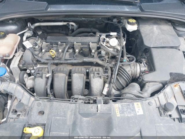 1FADP3J25JL326977 Ford Focus Titanium