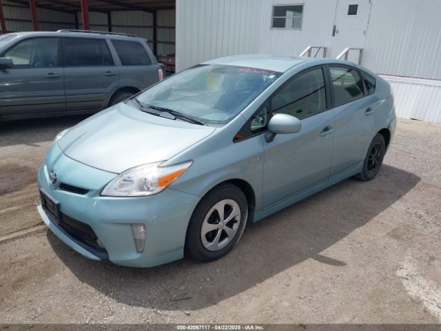 JTDKN3DU0F1885117 Toyota Prius Two