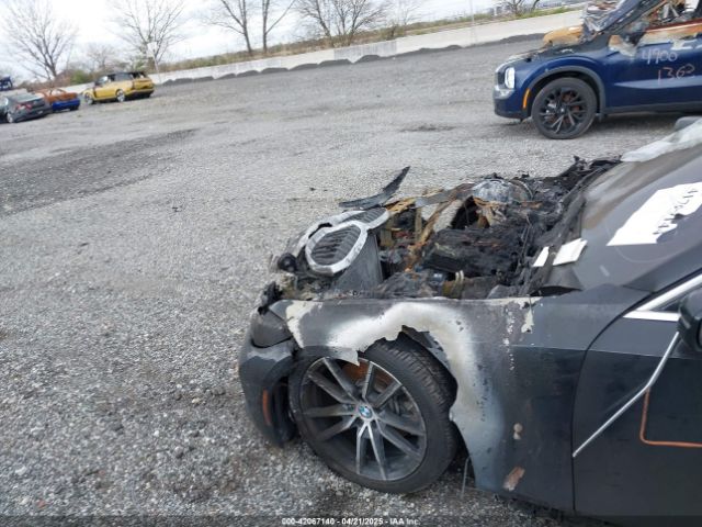 3MW5R1J09L8B07586 BMW 330I