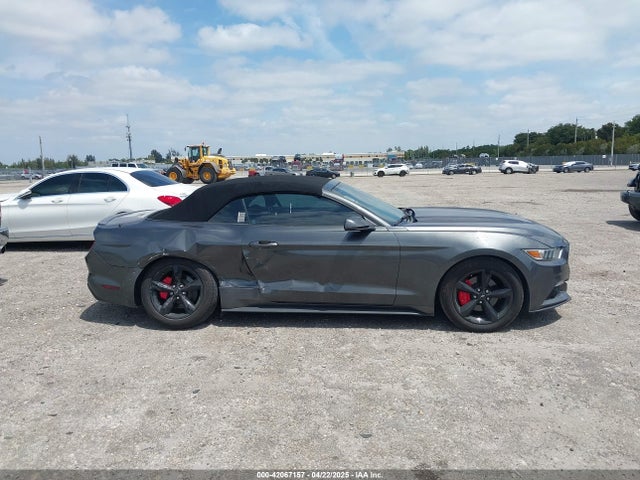 1FATP8EM6G5251286 Ford Mustang V6