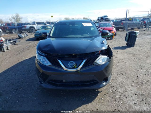 JN1BJ1CP1KW236552 Nissan Rogue Sport Sv