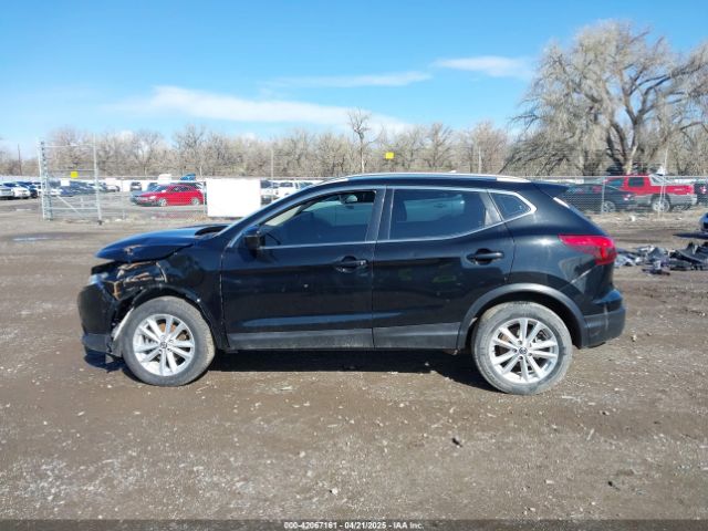 JN1BJ1CP1KW236552 Nissan Rogue Sport Sv
