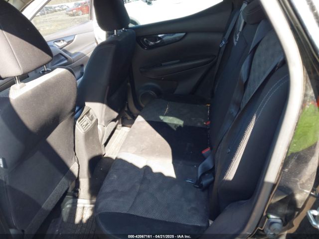 JN1BJ1CP1KW236552 Nissan Rogue Sport Sv