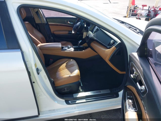 KNALW4D4XH6035246 KIA K900