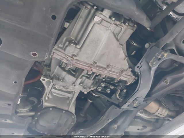 JTDKDTB34F1092819 Toyota Prius C Three