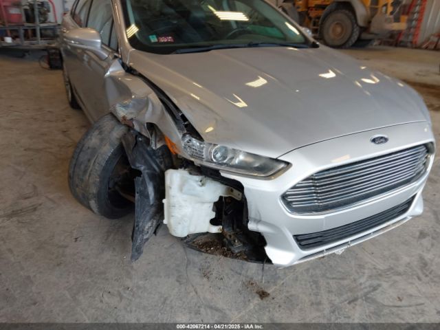3FA6P0HD8FR263168 Ford FUSION SE