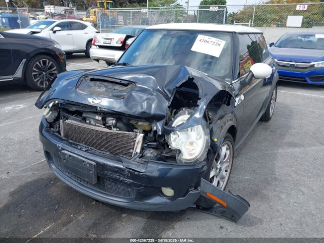 2007 MINI COOPER S WMWMF73557TT80376 Photo 1