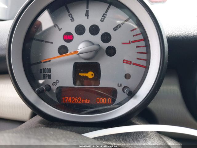 2007 MINI COOPER S WMWMF73557TT80376 Photo 6