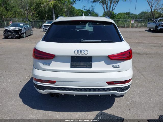 WA1JCCFS3JR028436 Audi Q3 2.0t Premium/2.0t Sport Premium