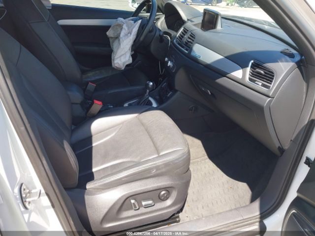 WA1JCCFS3JR028436 Audi Q3 2.0t Premium/2.0t Sport Premium