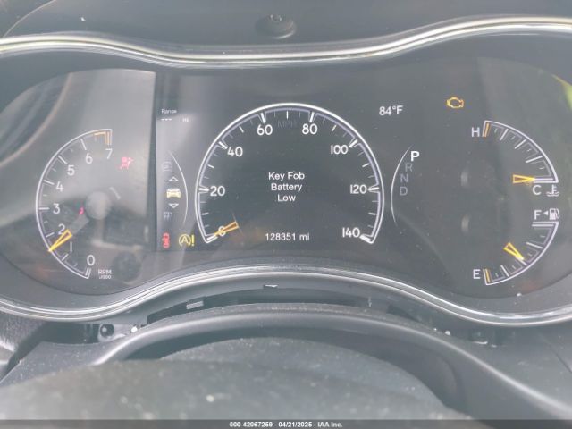 1C4RJEAG1HC915852 Jeep Grand Cherokee Altitude 4x2