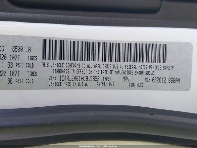 1C4RJEAG1HC915852 Jeep Grand Cherokee Altitude 4x2