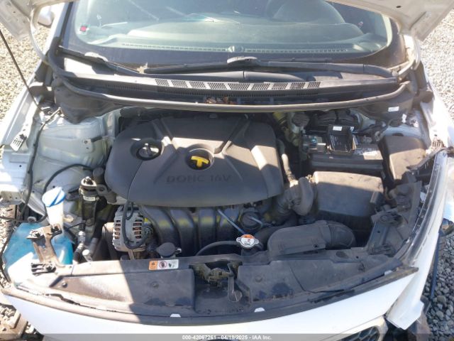 KNAFK4A66G5577026 KIA FORTE LX