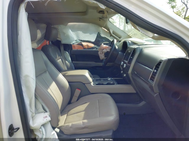 Ford Expedition Xlt 2019 1FMJU1HT1KEA67317 Image 5