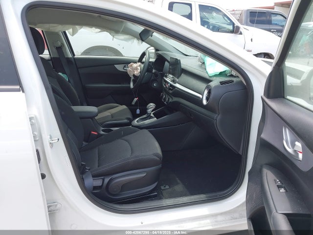 3KPF24AD8RE728019 KIA Forte Lxs