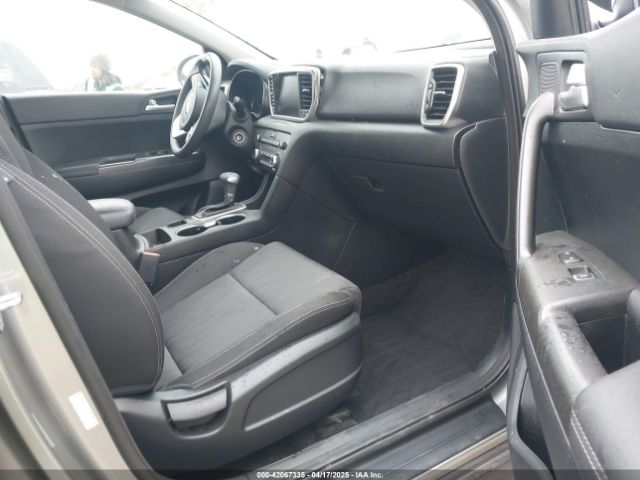 KNDPMCACXN7998203 KIA Sportage Lx