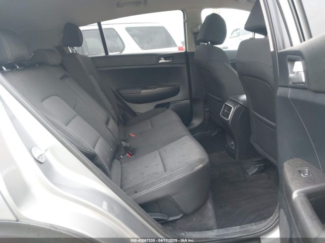 KNDPMCACXN7998203 KIA Sportage Lx