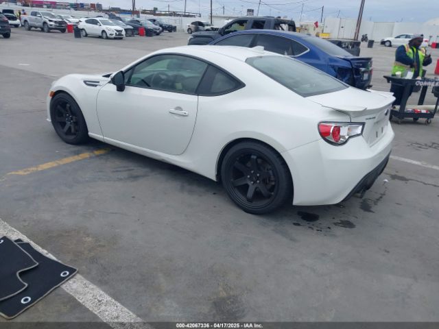 2015 SUBARU BRZ JF1ZCAC10F9606854 Photo 2