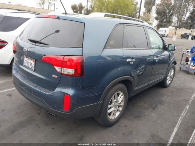 5XYKT3A66EG440701 KIA SORENTO LX