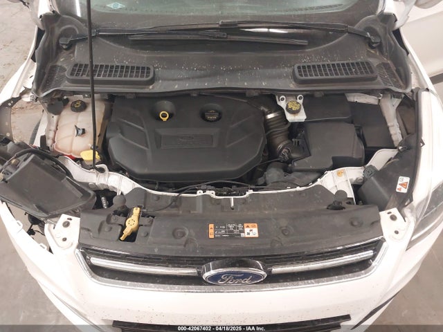 1FMCU9J9XGUC48953 Ford Escape Titanium
