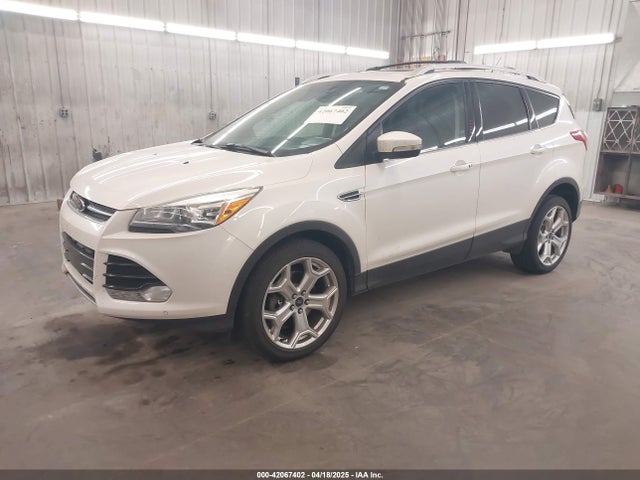 1FMCU9J9XGUC48953 Ford Escape Titanium