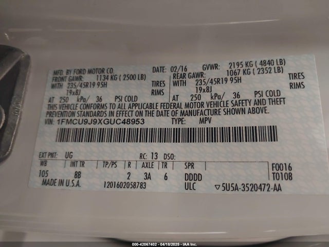 1FMCU9J9XGUC48953 Ford Escape Titanium