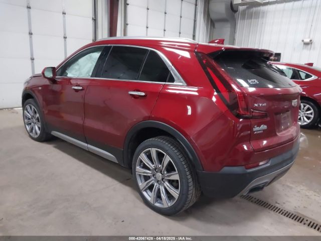 2019 CADILLAC XT4 1GYFZDR47KF212952 Photo 2