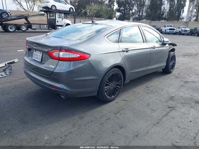 3FA6P0HD6ER330011 Ford FUSION SE
