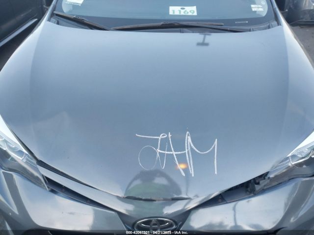 5YFBURHE5JP823211 Toyota COROLLA SE