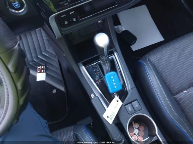 5YFBURHE5JP823211 Toyota COROLLA SE