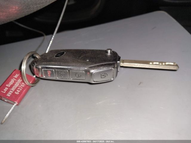 KNDJ23AUXL7024951 KIA SOUL LX
