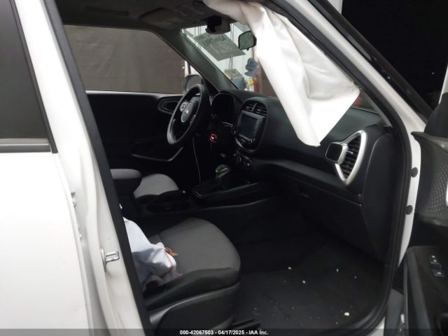 KNDJ23AUXL7024951 KIA SOUL LX
