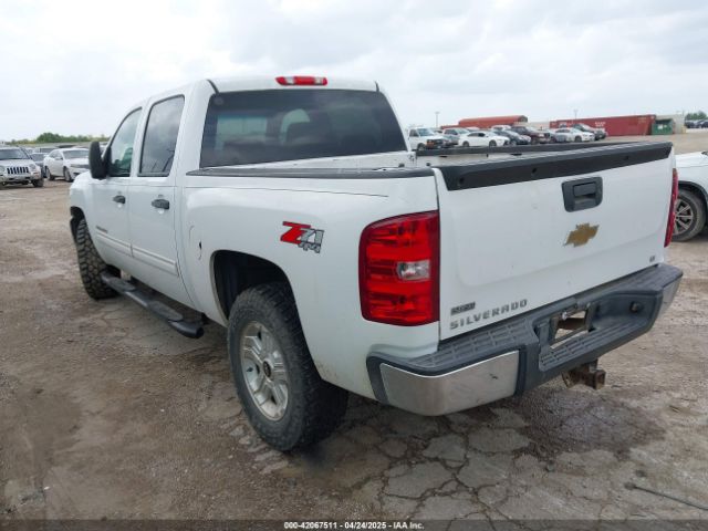2011 CHEVROLET SILVERADO 1500 3GCPKSE39BG371518 Photo 2