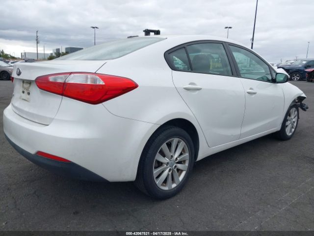 KNAFX4A66E5221447 KIA FORTE LX